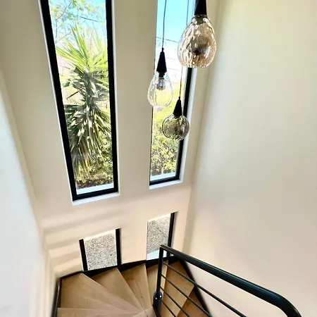 Juan Les Pins - Individual - 8 People Villa