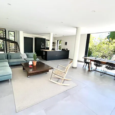Juan Les Pins - Individual - 8 People Villa